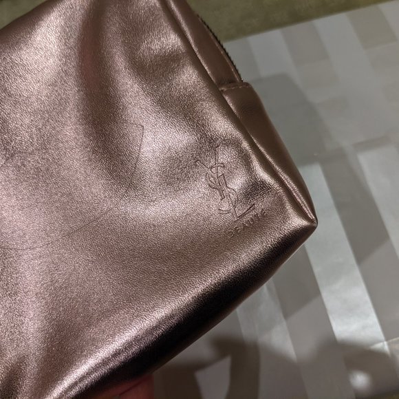 YSL Yves Saint Laurent Rose Gold Makeup Pouch - Picture 6 of 10